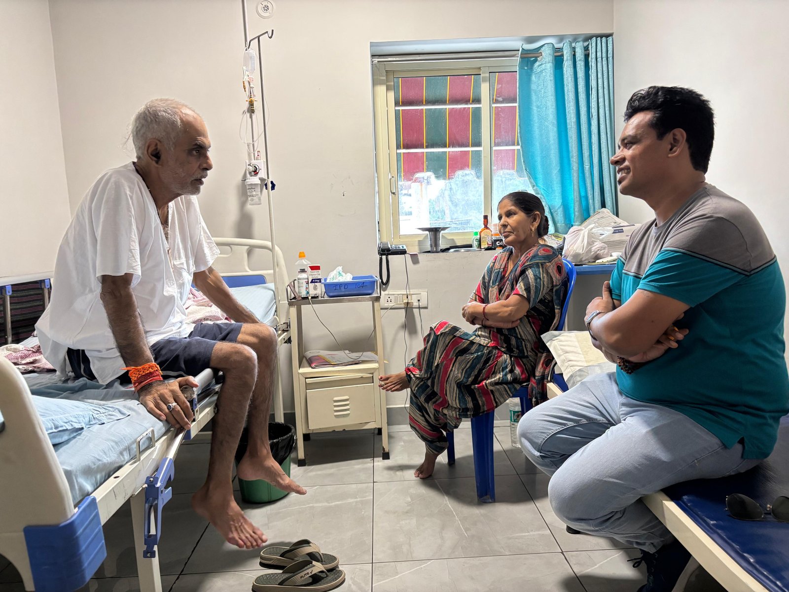 विश्व हिन्दू परिषद् के प्रदेश अध्यक्ष श्री इश्वर पाल चोहान से मिलकर कुशल छेम जाना